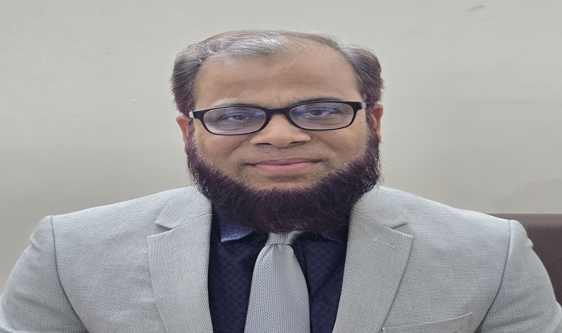 ঢাকা মেডিকেল কলেজের মেডিসিন বিভাগের অধ্যাপকের দায়িত্ব পেলেন টাঙ্গাইলের ডা. আজিজ